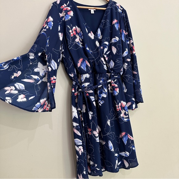 Westport Dresses & Skirts - Westport 16 Faux Wrap Dress